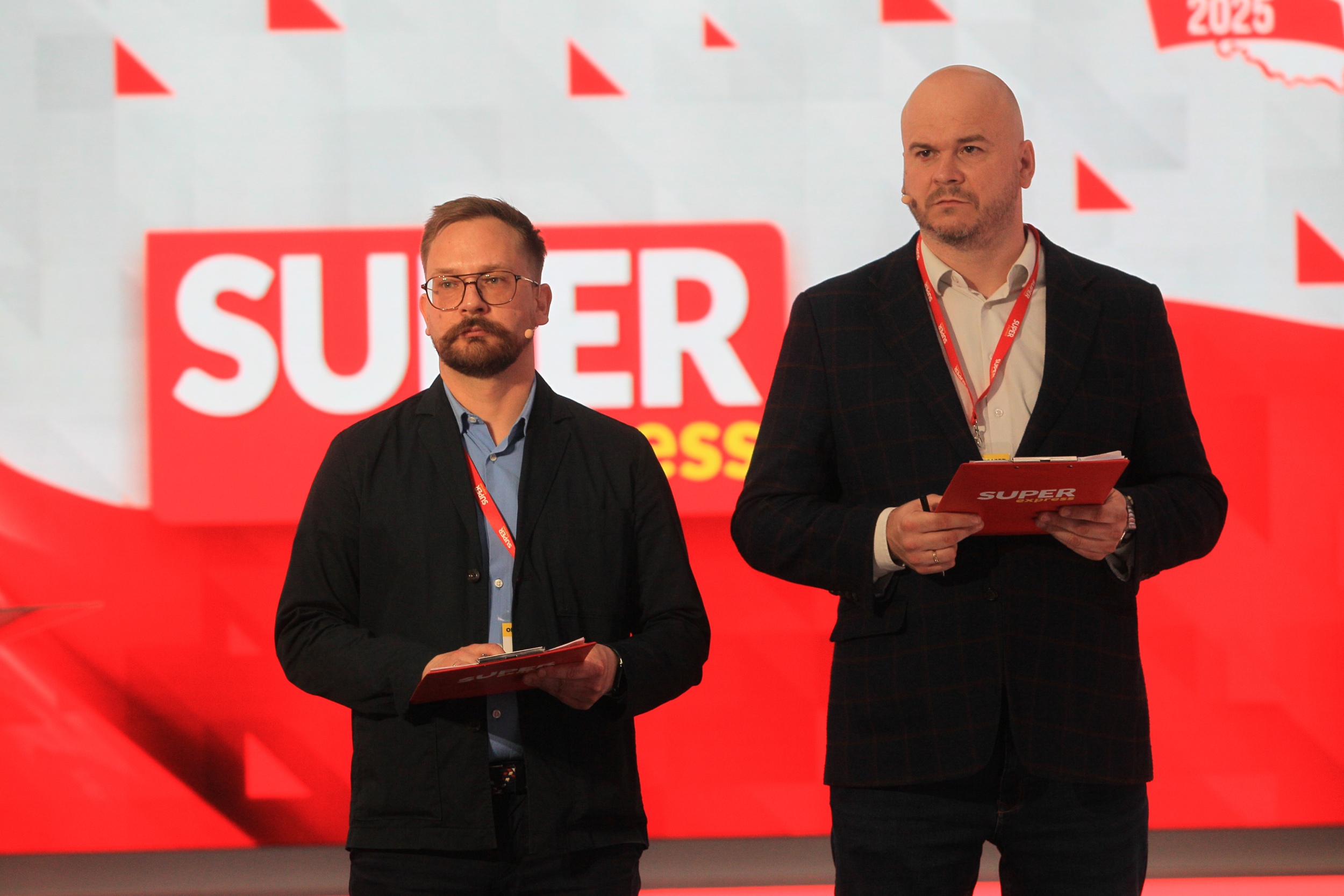„Super Express” startuje z politycznym formatem wideo: „Debata. STARCIE”