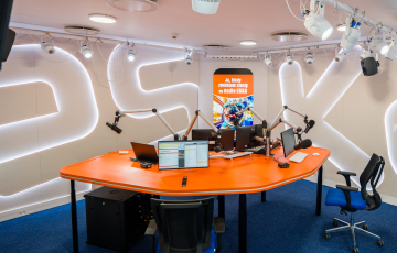 Radio ESKA świętuje z gwiazdami i słuchaczami uruchomienie nowego studia multimedialnego